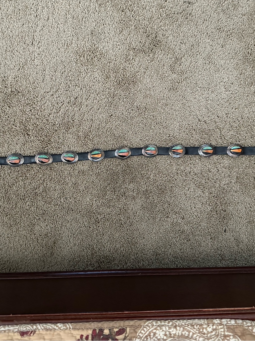 Very Old Vintage Native American Turquoise/Spiny Oyster/Onyx Leather Concho Belt - Picture 6 of 7